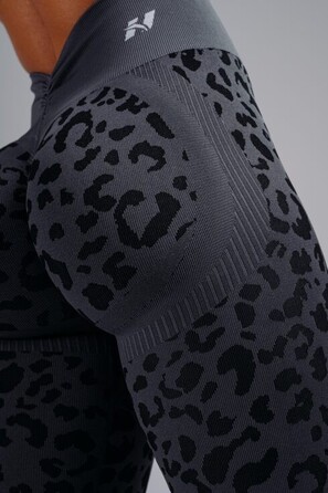 Легінси Nebbia Push-Up Compression Leopard Leggings PRIMAL Black Leopard 849