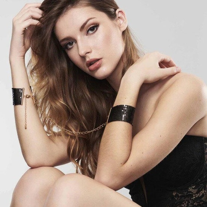 Браслеты-наручники DESIR METALLIQUE чорні Bijoux Indiscrets