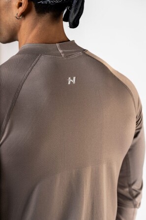 Лонгслів чоловічий Nebbia Seamless Long-Sleeve Top POWER Light Brown ASH 901