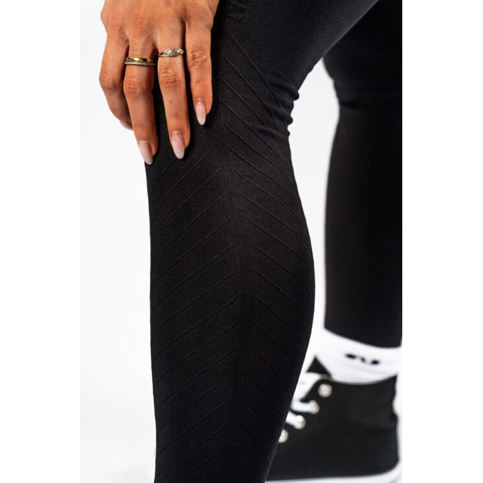 Легінси Nebbia High Waisted Push-Up Leggings TOTALLY SEAMLESS Black 303