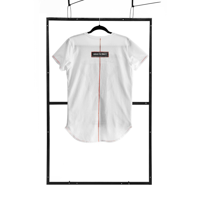 Мужская футболка с принтом Demoniq TSHRB002 белая, M