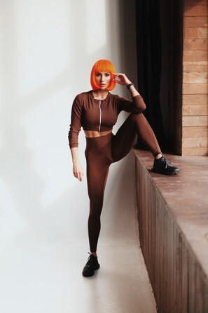 Жіноча кофта Fitzona BROWN JACKET WITH ZIPER з блискавкою, коричнева