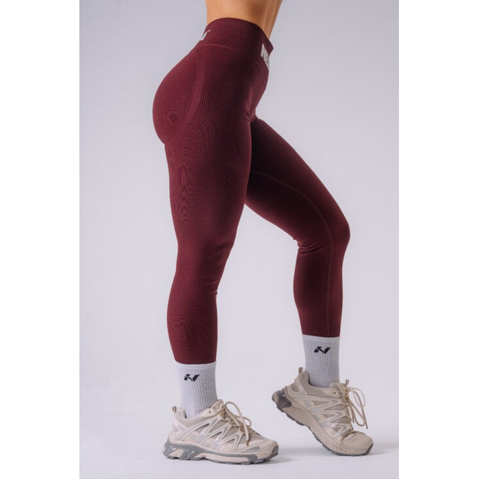 Легинсы Nebbia Flow Seamless с высокой талией и эффектом push-up, цвет Bordo 496