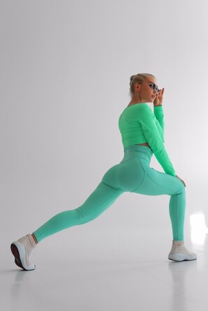 ТОП GREEN TOP WITH LONG SLEEVE ADN DETAIL ON CHEST