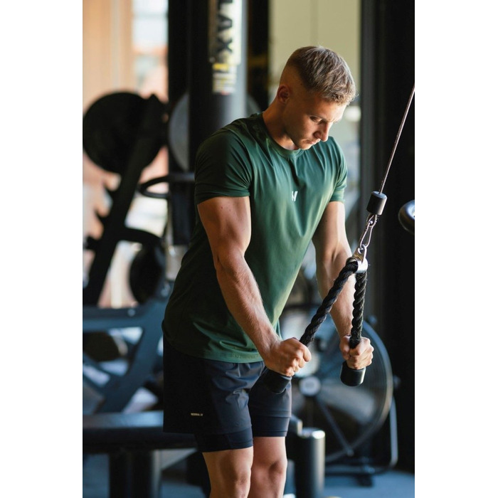 Футболка Nebbia Classic T-shirt 'Reset” Dark Green 327