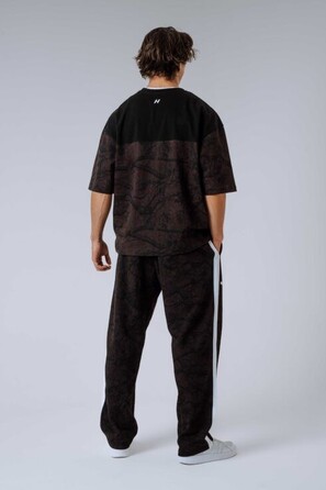 Футболка Nebbia Oversized Tee POWER Dark Brown Camo 898