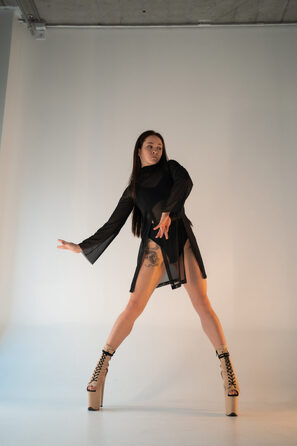 Плаття з сіточки для полденс