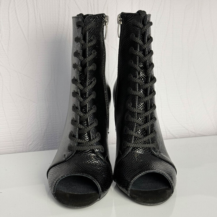 Професійні хілси з натуральної шкіри Premier, чорна змія, з язичком — взуття для сучасних танців High Heels (хай хілс), ботильйони з відкритим носком та шнурівкою., Чорний 9,3 см, Класична резинова, натуральна шкіра, З язичком