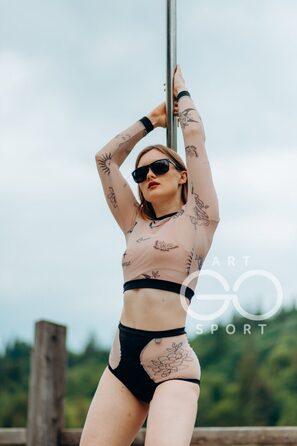 комплект Cristy & Asya и ТАТУ для полденса