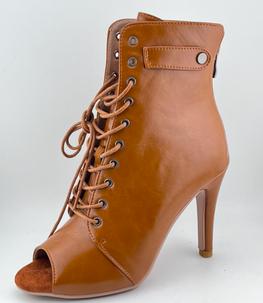 Хілси leather з язичком, професійне взуття для сучасних танців з відкритим носком та шнурівкою. Ботильйони для High heels (хай хілс), карамельний 11 см, Класична резинова, еко шкіра
