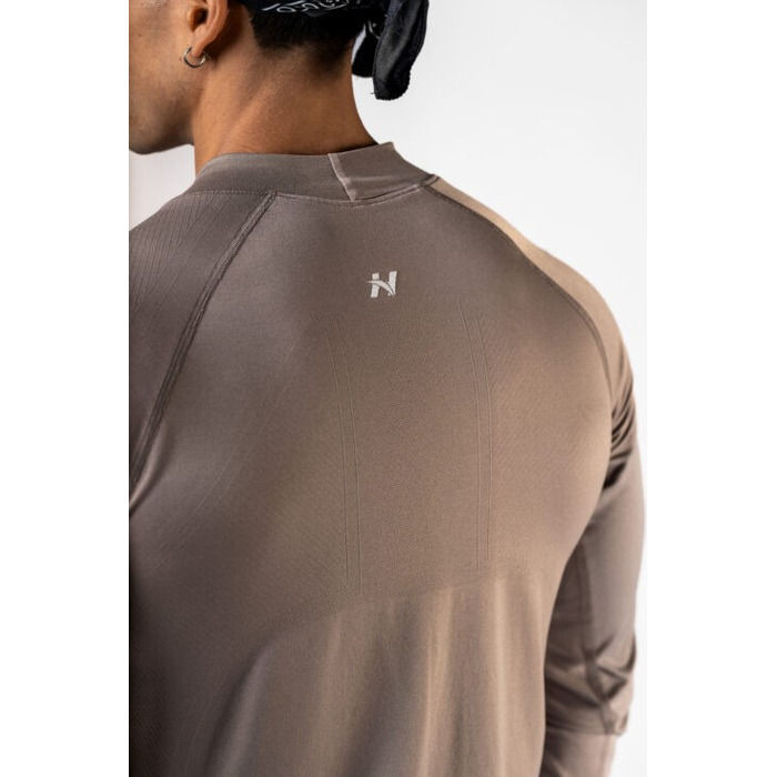 Лонгслів чоловічий Nebbia Seamless Long-Sleeve Top POWER Light Brown ASH 901