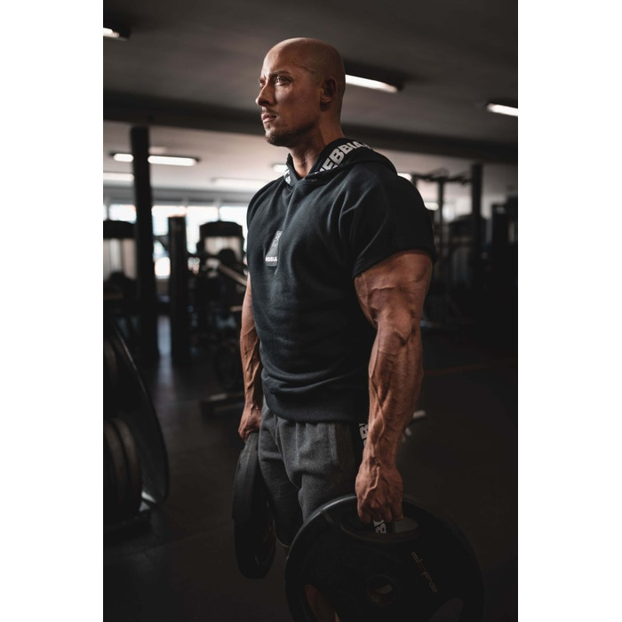 Безрукавка Nebbia NO LIMITS Rag Top with a Hoodie Black 175