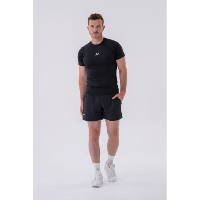 Футболка Nebbia Functional Slim-fit T-shirt Black 324