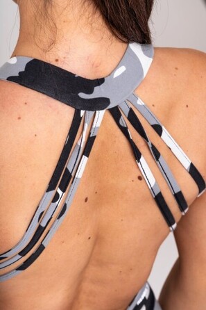 Комбінезон Nebbia Sculpting Flared Jumpsuit OWN THE GYM White Camo 397