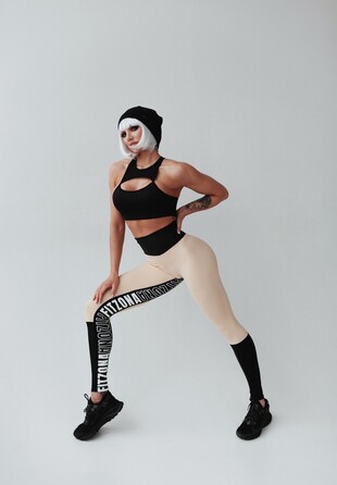 Топ Fitzona BLACK TOP WITH CUTOUT ON FRONT