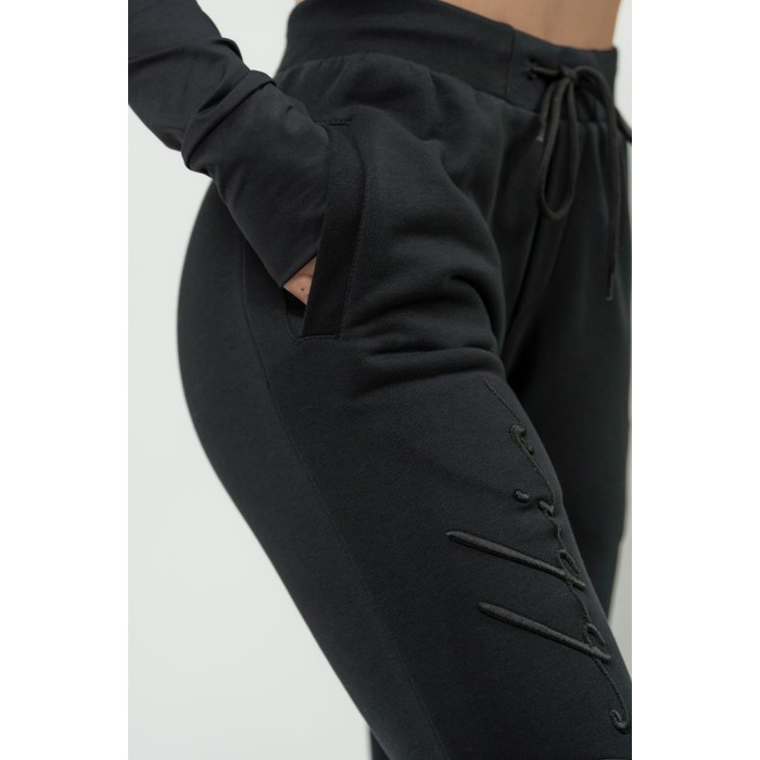 Штани Nebbia Women's High-Waist Joggers INTENSE Signature Black 846