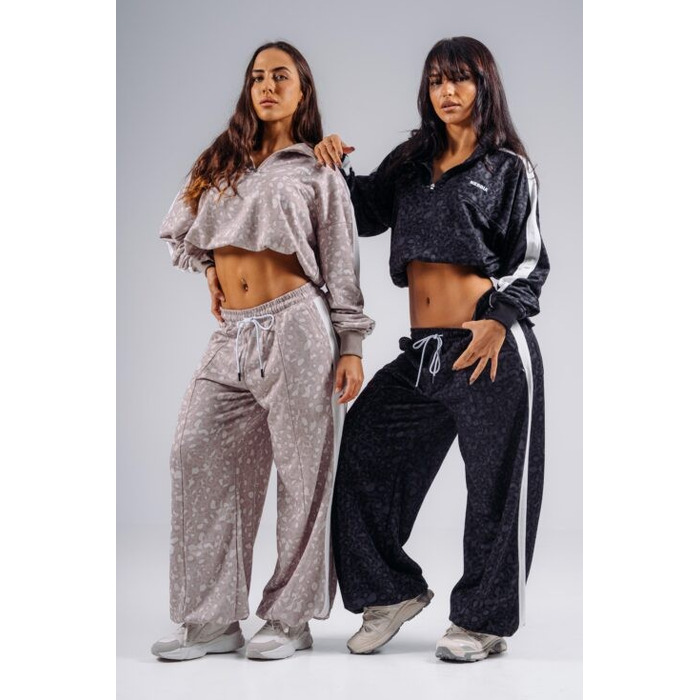 Штани Nebbia Baggy Leopard Sweatpants PRIMAL Black Leopard 865
