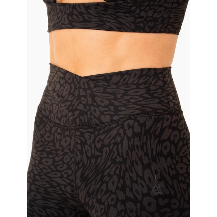 Шорты Rotation High Waisted Scrunch Shorts - Black Leopard
