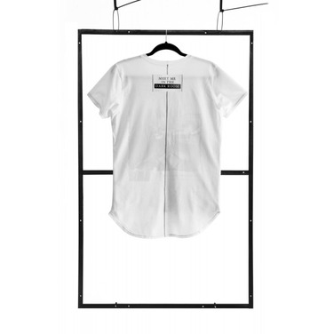 Мужская футболка с принтом «Dark room» Demoniq TSHRB001 белая, XL