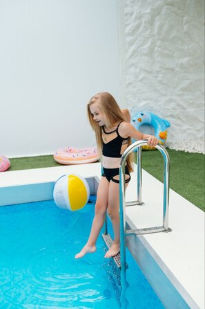 Купальный Moana & Alison