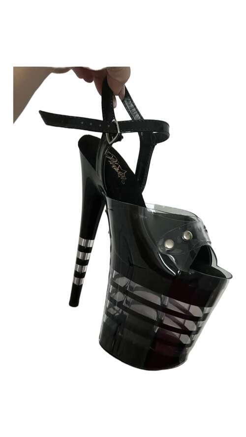 Захист силіконовий прозорий на стріпи з відкритими пальчиками з заклепками