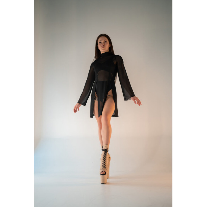 Плаття з сіточки для полденс